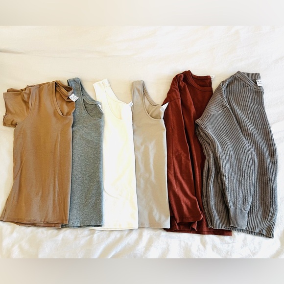 Jax & Lennon Tops - Lot of Jax & Lennon Womens Clothing - Size Small / Medium - Like New